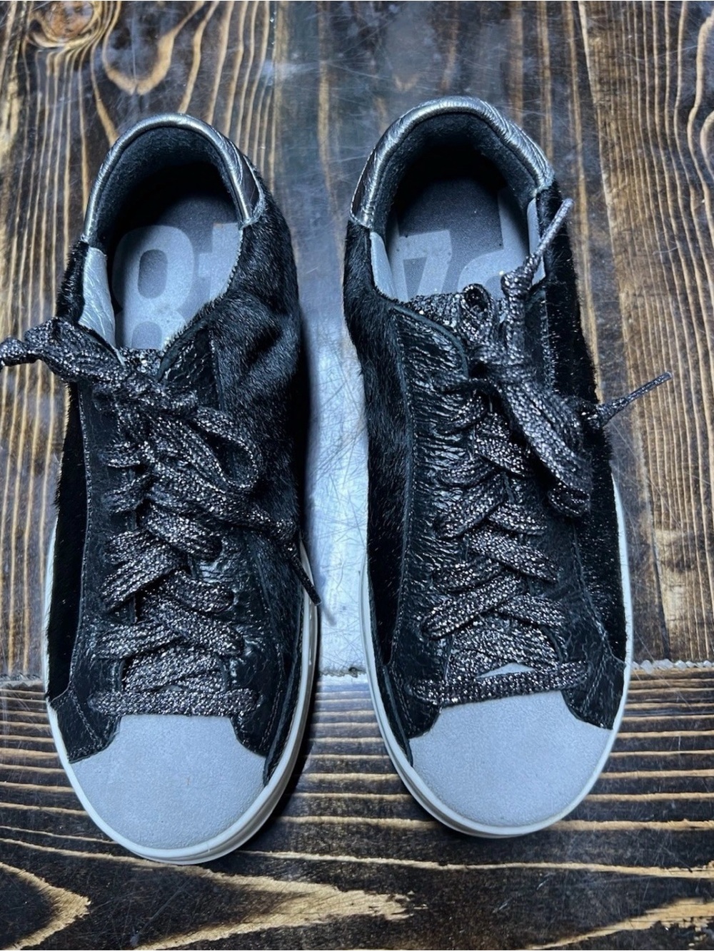 P448 John Calf Hair Lace Up Low Top Sneaker Black Glitter Size 35. 4.5 Women’s